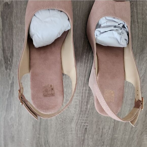 Women's SUEDE PLATFORM SANDALS IS PINK COLOR SIZE 7 . - Picture 2 of 6